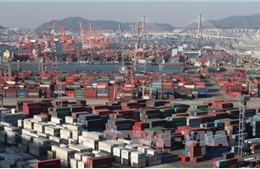 Xuất khẩu của Hàn Quốc lần đầu tiên sụt giảm trong 18 tháng qua
